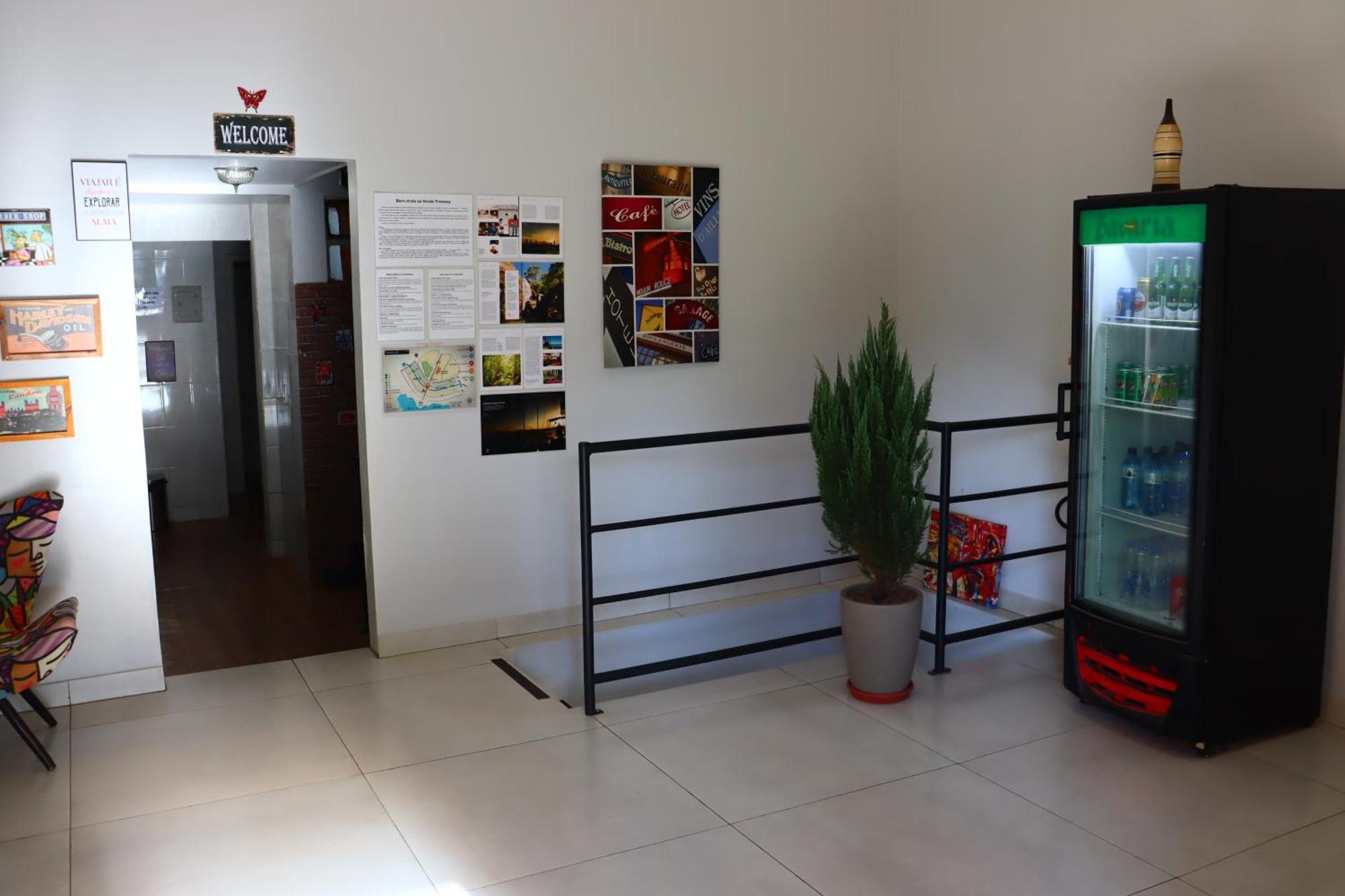 Hostel Freeway Brasilia Exterior photo